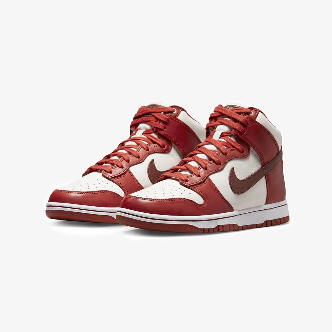 Nike | DUNK HIGH LXX { CINNABAR/MARS STONE-SAIL-WHITE