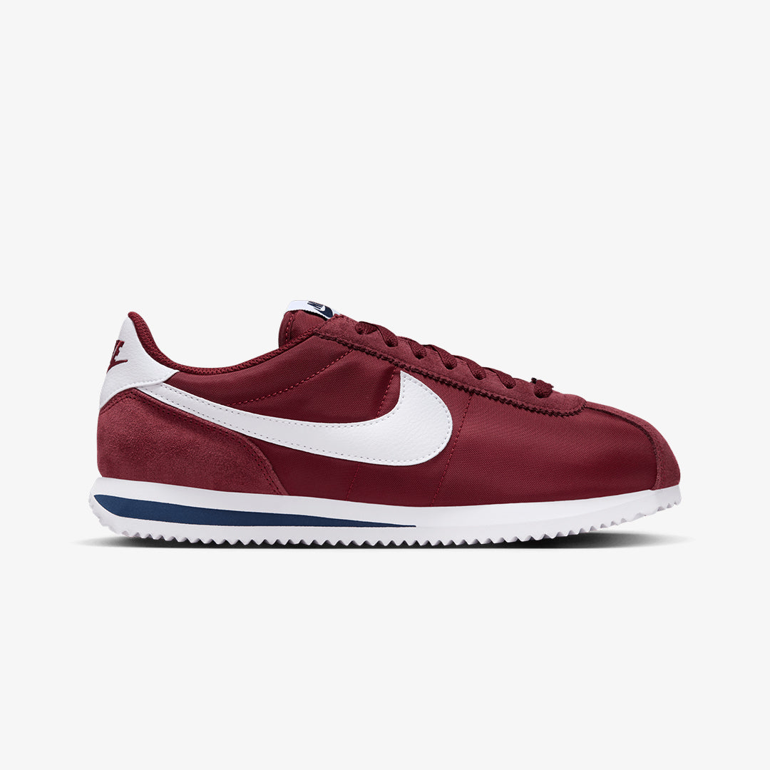 Nike | CORTEZ TXT { TEAM RED/WHITE-MIDNIGHT NAVY-BLACK