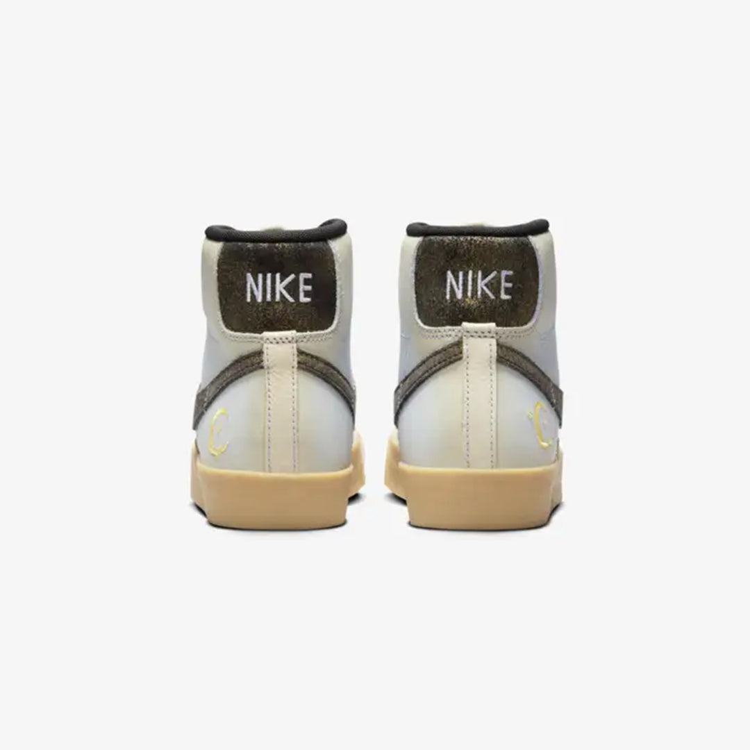 Nike | BLAZER MID '77 PREMIUM { LT OREWOOD BRN/GUM YELLOW-TOPAZ GOLD