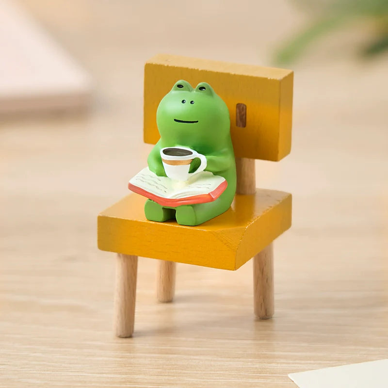 Frog Cute Graduation Cure Small Ornaments Office Station Emotional Stability Table Decoration Birthday Decompression Gift