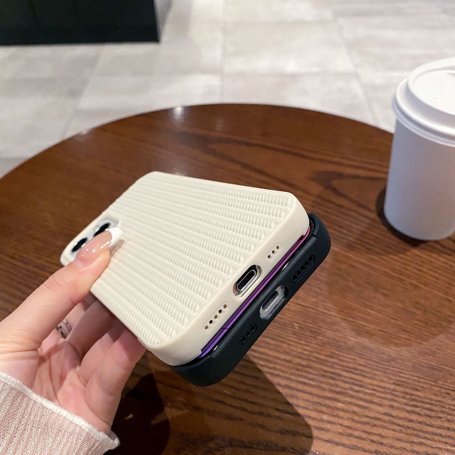 Vivid Woven Textured Stripes Case - iPhone