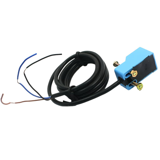 SN04-P2 PNP DC 10-30V, 5mm Distance Detector Proximity Sensor Switch Module (Normally Connect)
