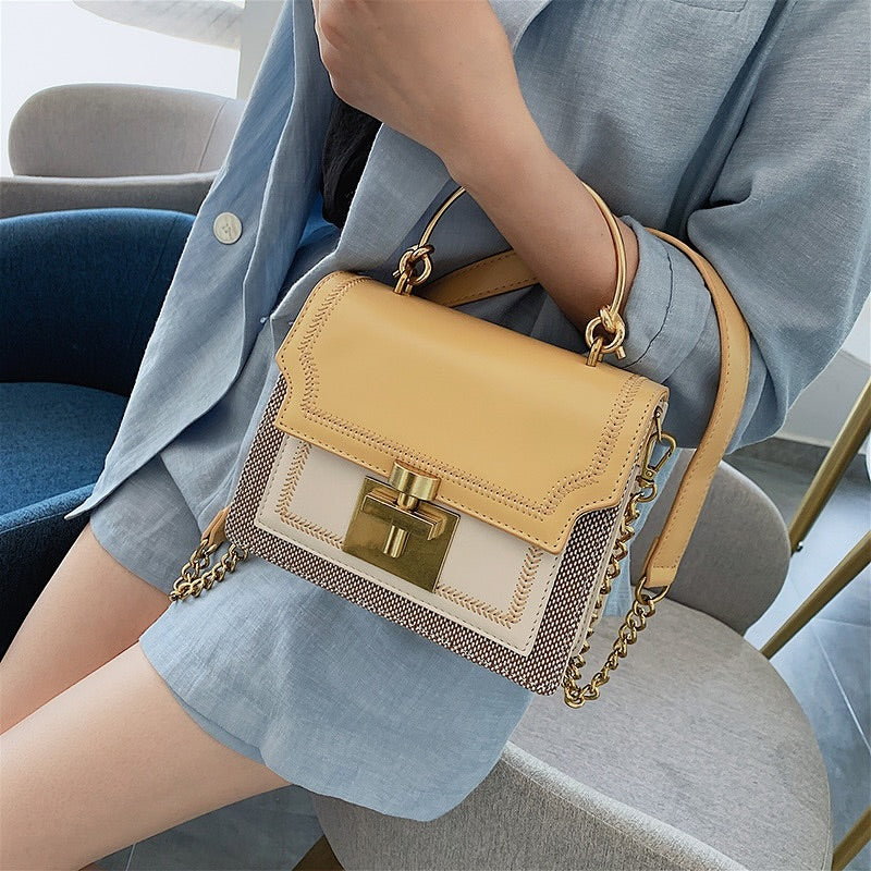 Vintage Lock Detail Shoulder Bag