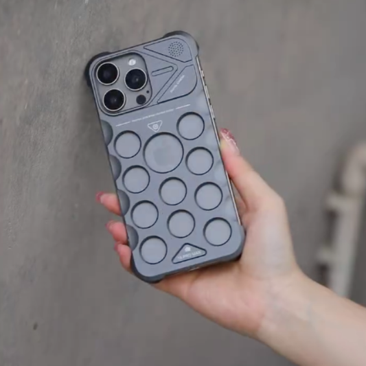 Robust Hollow Circular Incision Case - iPhone