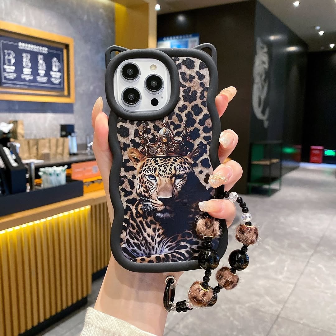 Wildcat Glamour Case With Charm