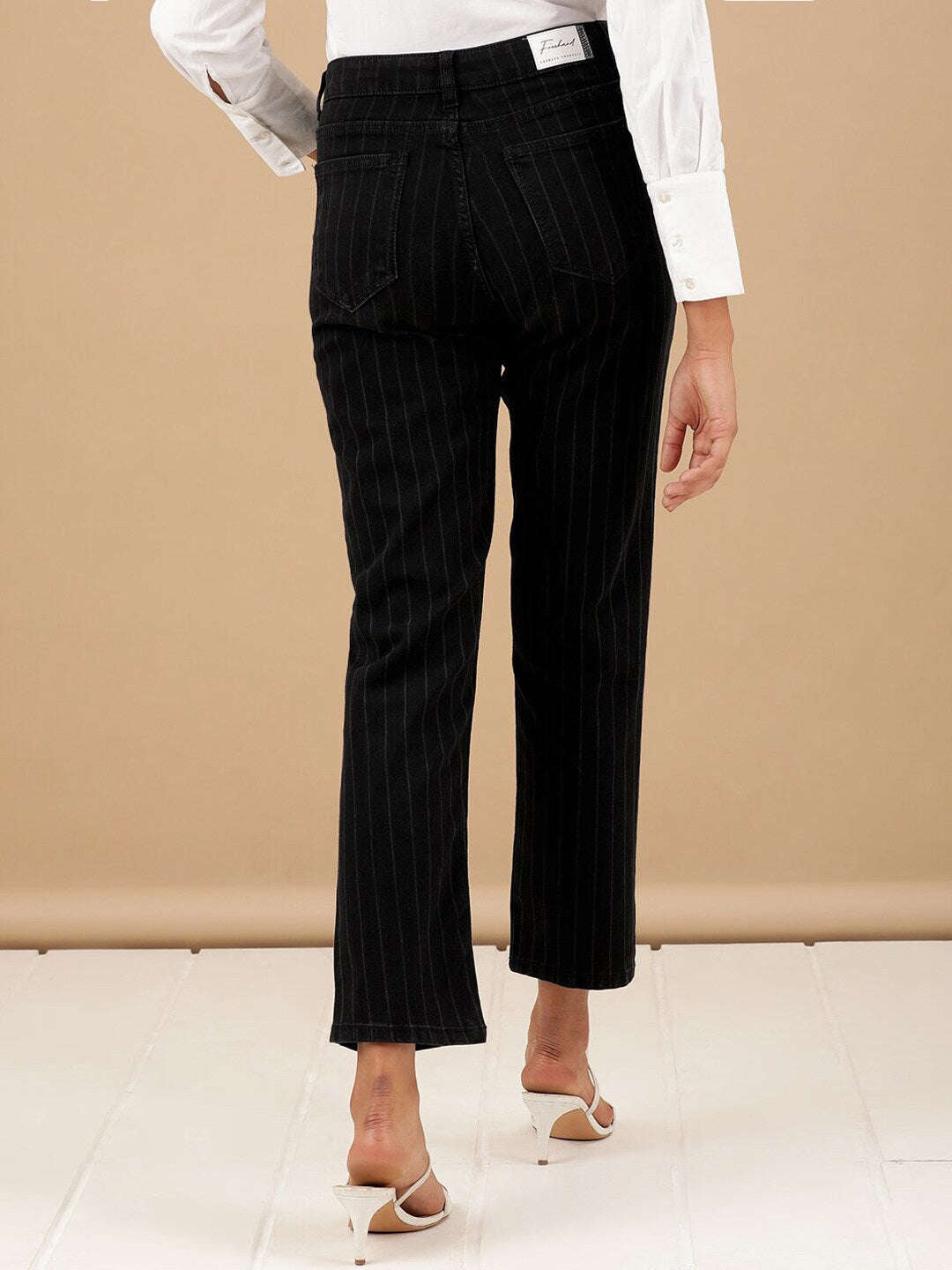 Women Straight Jeans