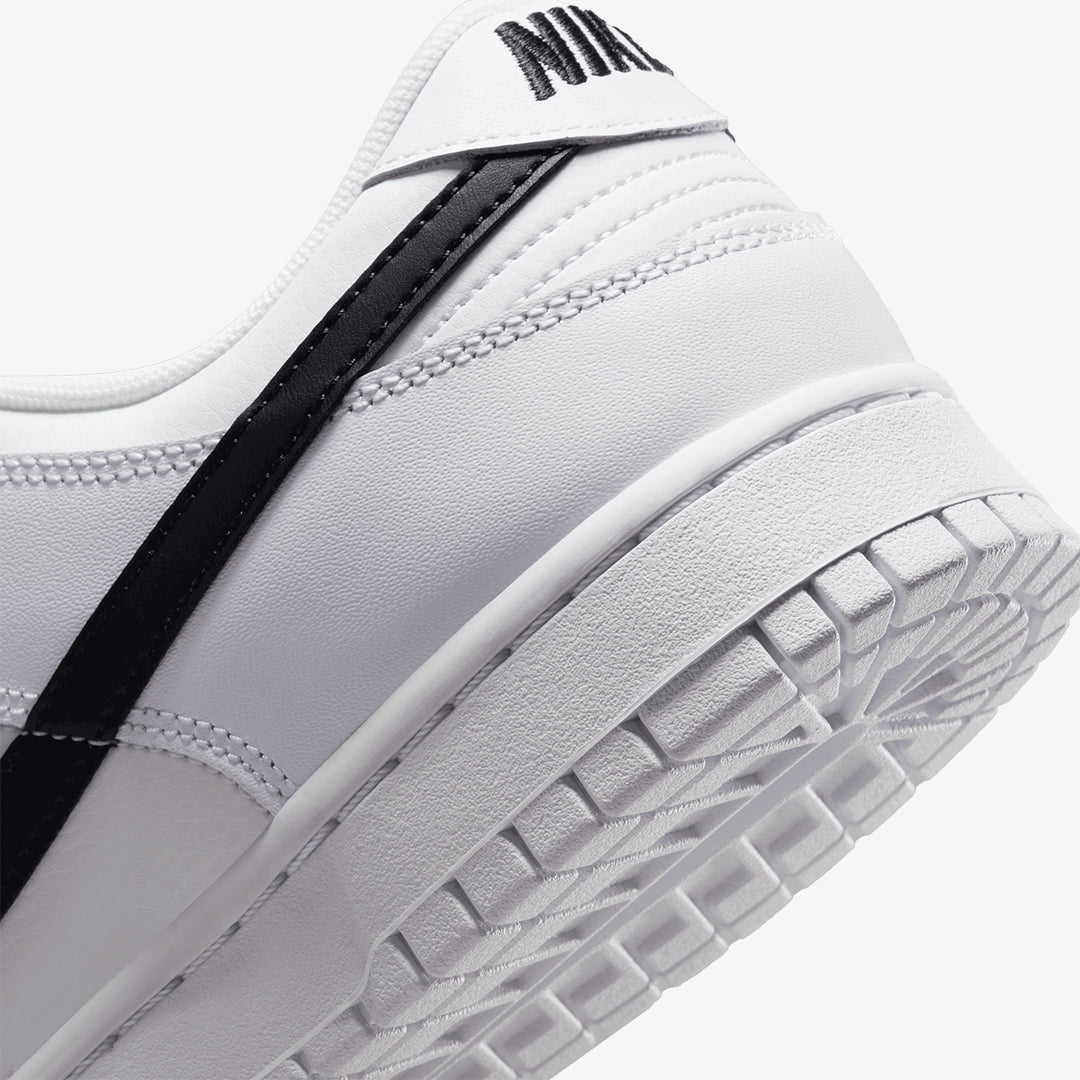 Nike | DUNK LOW RETRO { WHITE/BLACK-SUMMIT WHITE