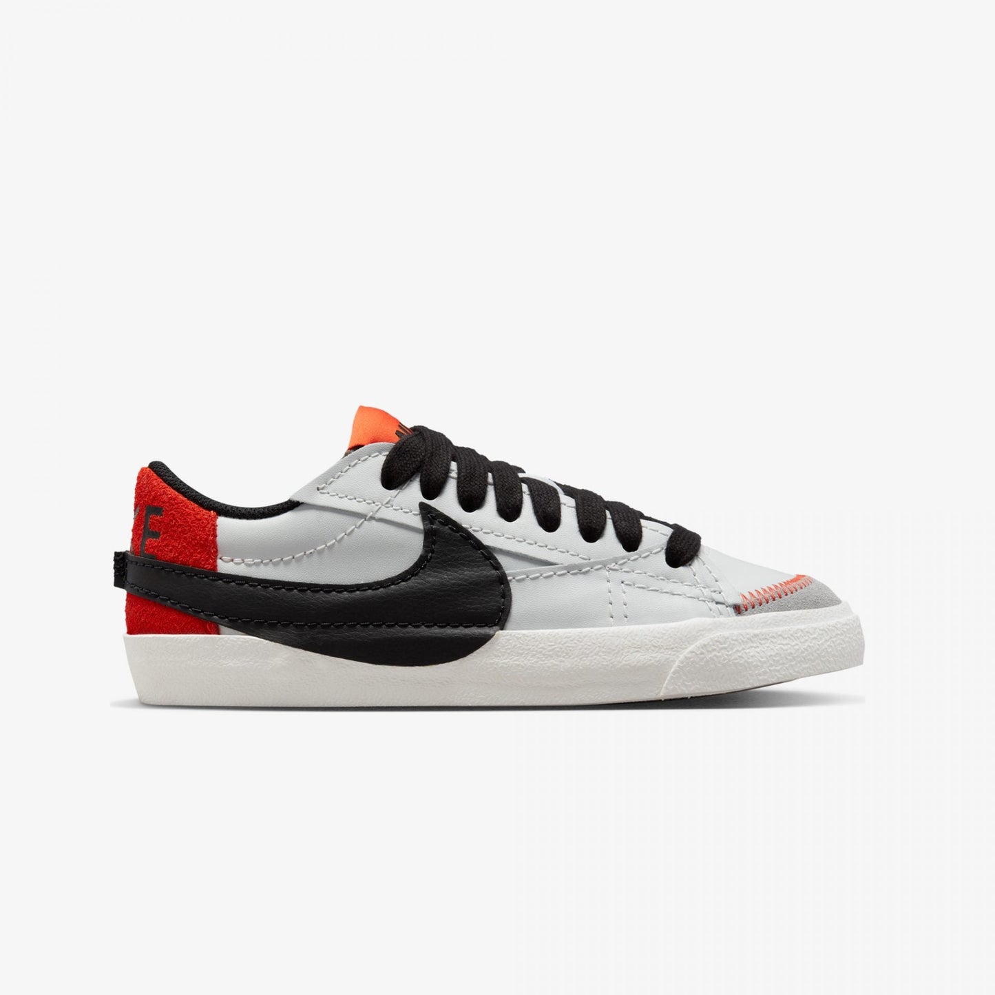 Nike | BLAZER LOW '77 JUMBO { BLACK-PICANTE RED