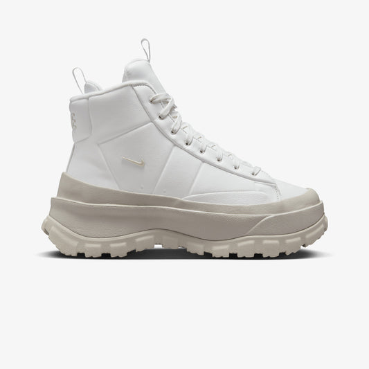 NIKE | BLAZER ROAM MID { SUMMIT WHITE/PHANTOM-LIGHT BONE