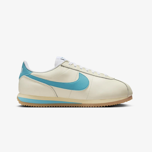 Nike | CORTEZ TXT  { COCONUT MILK/TEAL NEBULA-GUM YELLOW