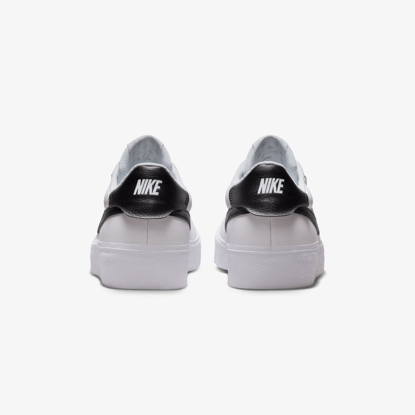 Nike | COURT SHOT { WHITE/BLACK