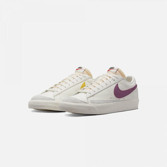 Nike | BLAZER LOW '77 VINTAGE