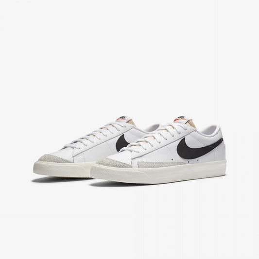 Nike | BLAZER LOW '77 VINTAGE { WHITE/BLACK