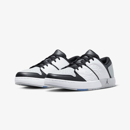 Jordan | NU RETRO 1 LOW  { WHITE/BLACK-LT SMOKE GREY-VARSITY RED
