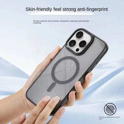 Dynamic Patterned Crystal MagSafe Case - iPhone