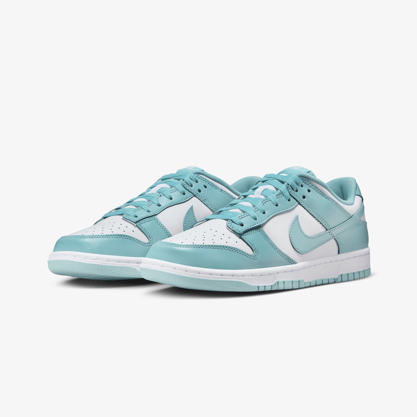 NIKE | DUNK LOW RETRO { WHITE/DENIM TURQ