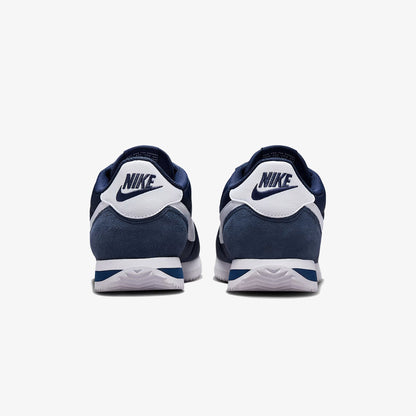 Nike | CORTEZ TXT  { MIDNIGHT NAVY/WHITE
