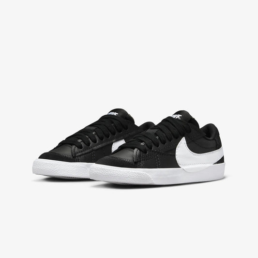 Nike | BLAZER LOW '77 JUMBO { BLACK/WHITE-BLACK-TEAM ORANGE