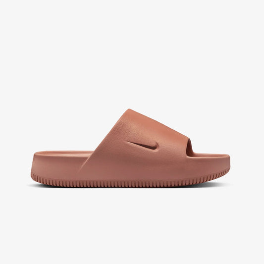 Nike | CALM  { TERRA BLUSH/TERRA BLUSH-TERRA BLUSH