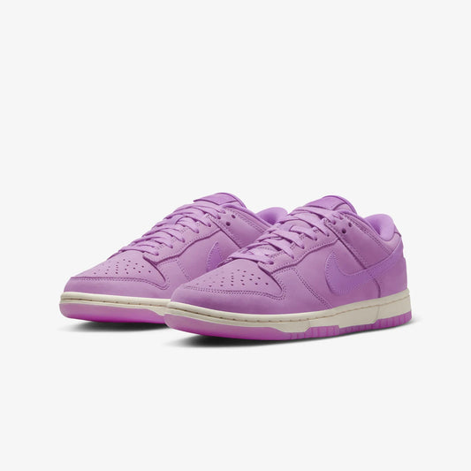 Nike | DUNK LOW PREMIUM MF  { RUSH FUCHSIA/RUSH FUCHSIA-RUSH FUCHSIA