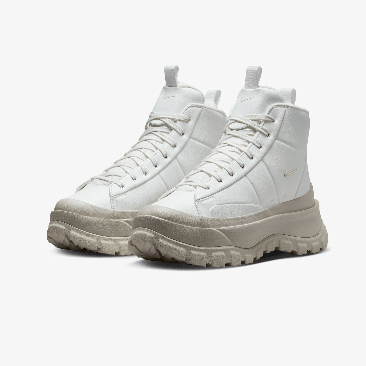NIKE | BLAZER ROAM MID { SUMMIT WHITE/PHANTOM-LIGHT BONE