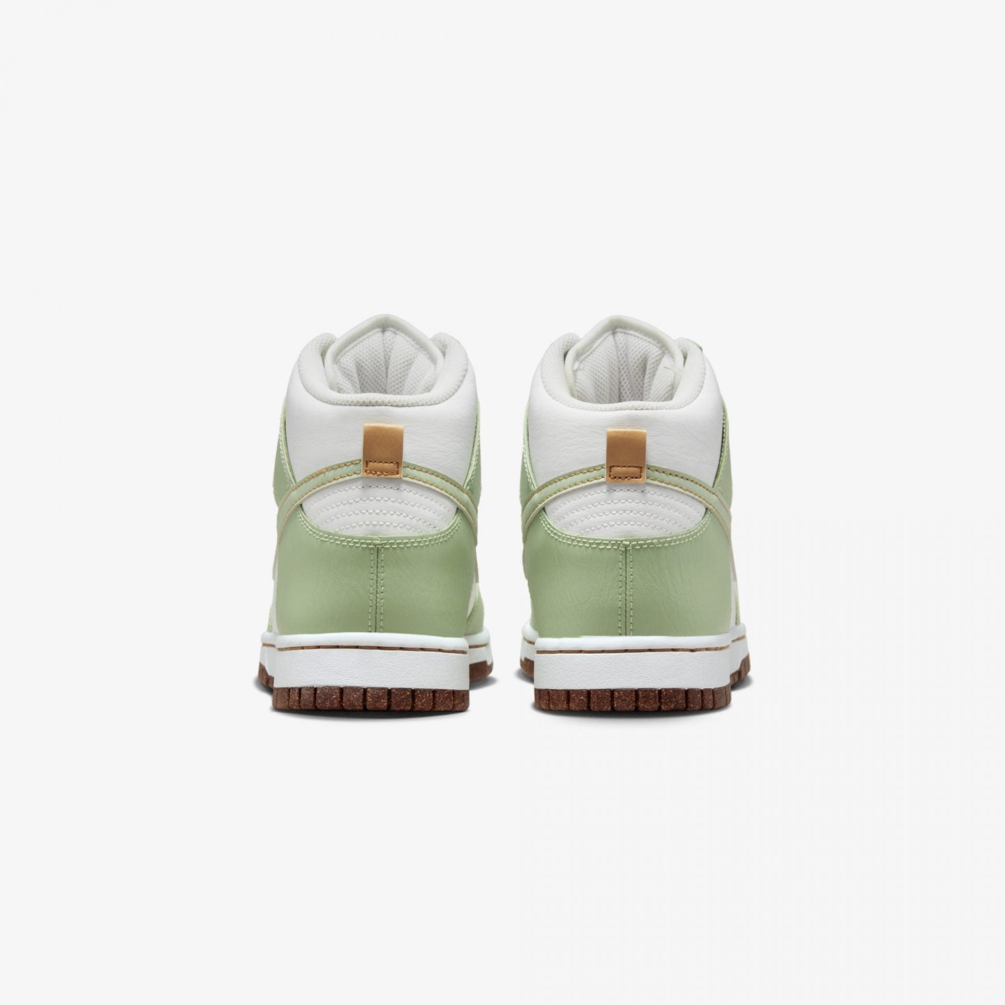 Nike | DUNK HIGH RETRO SE  { GREEN