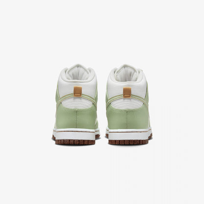 Nike | DUNK HIGH RETRO SE  { GREEN