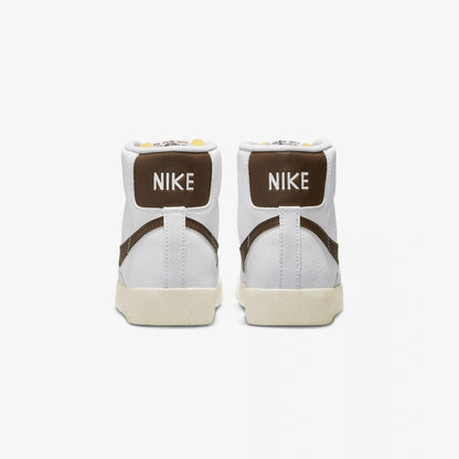 Nike | BLAZER MID '77 NEXT NATURE { WHITE/CACAO WOW