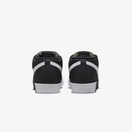 Nike | BLAZER LOW PRO CLUB  { BLACK/WHITE-ANTHRACITE
