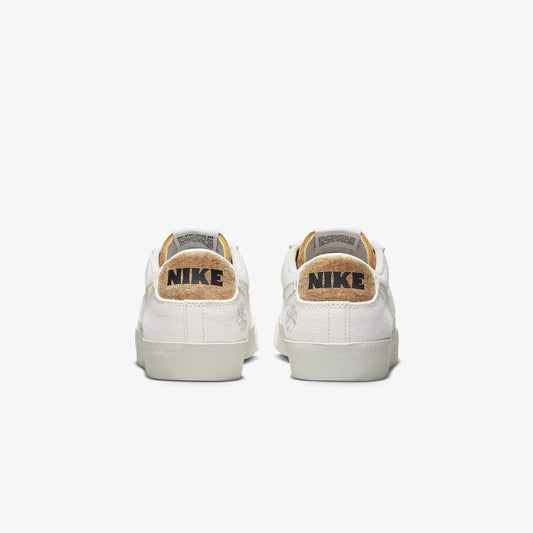 Nike | BLAZER LOW '77 PREMIUM { LIGHT BONE/PHANTOM
