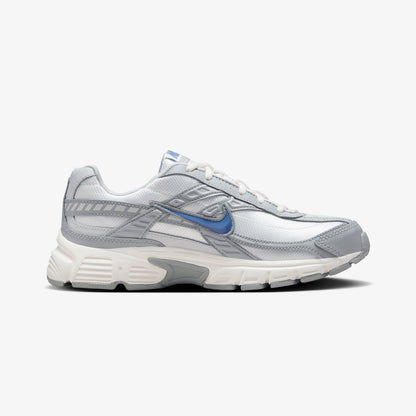 NIKE | INITIATOR { SUMMIT WHITE/ASHEN SLATE-LT SMOKE GREY