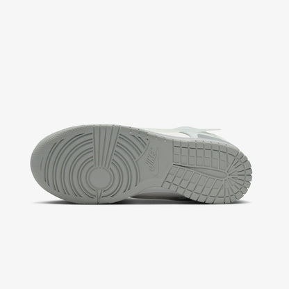 Nike | DUNK LOW TWIST  { LIGHT SILVER/SAIL-WHITE