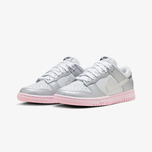 NIKE | DUNK LOW LX {  PHOTON DUST/METALLIC SILVER-PINK FOAM