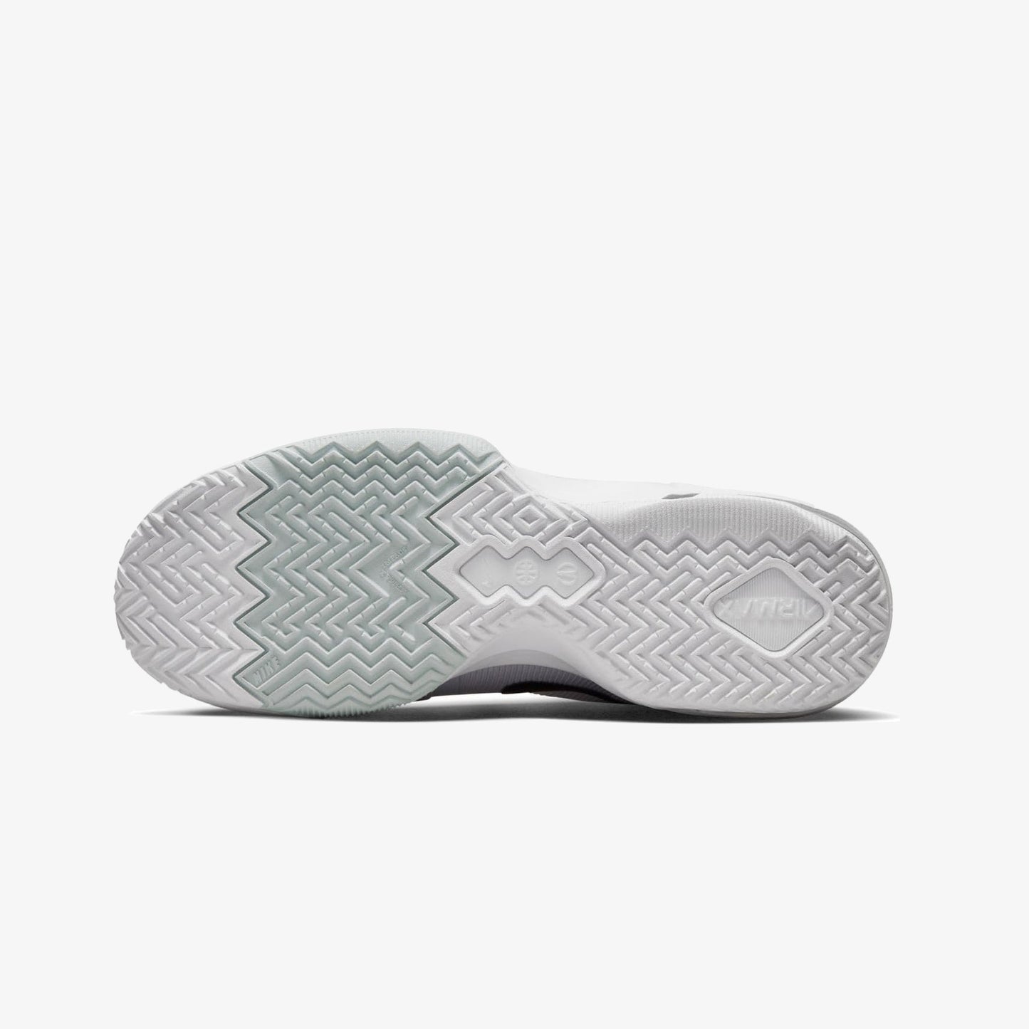 Nike | IMPACT 4  { WHITE/BLACK-PURE PLATINUM