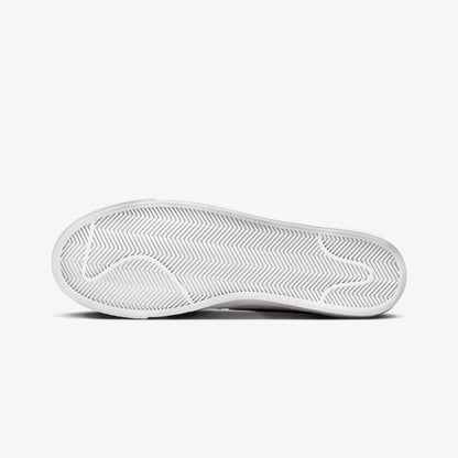 NIKE | NIKE BLAZER LOW '77 VINTAGE { SUMMIT WHITE/CACAO WOW-PHOTON DUST