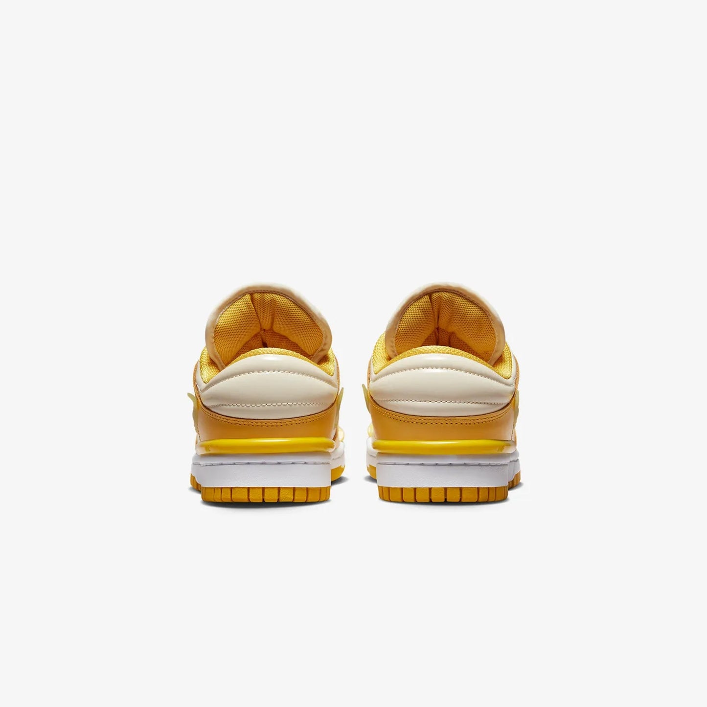 Nike | DUNK LOW TWIST  { SAIL/VIVID SULFUR-WHITE