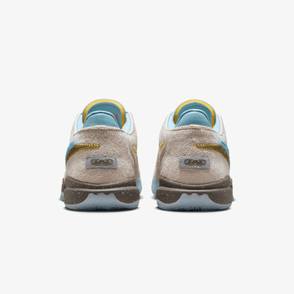 Nike | LEBRON XX EP  { GUAVA ICE/BLUE LIGHTNING-EMERALD RISE