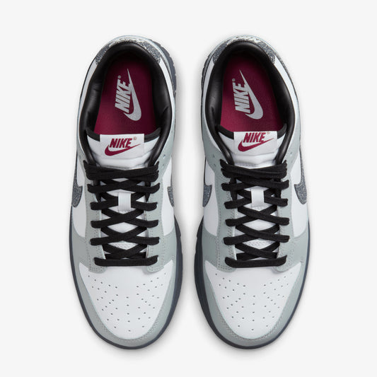 NIKE | DUNK LOW LX { WHITE/MULTI-COLOR-WHITE-LT SMOKE GREY