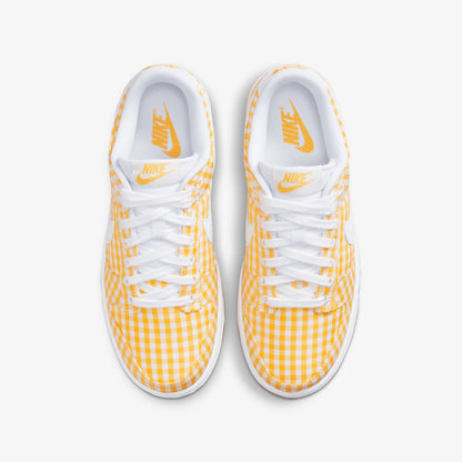 Nike | DUNK LOW  { VIVID SULFUR/WHITE-GUM LIGHT BROWN