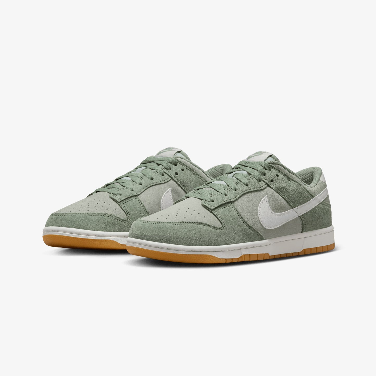 NIKE | DUNK LOW RETRO SE { JADE HORIZON/SUMMIT WHITE-LIGHT SILVER
