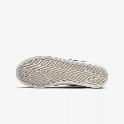 Nike | BLAZER LOW '77 JUMBO { WHITE / BLACK
