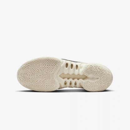Nike | COSMIC  { COCONUT MILK/BLACK