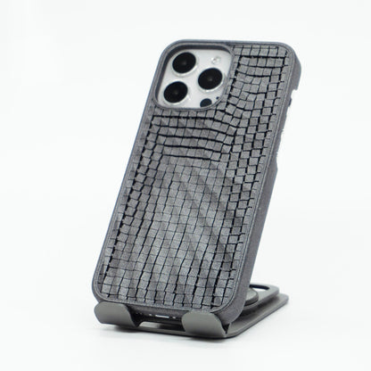 Unique 3D Square Chainmail Pattern Case - iPhone