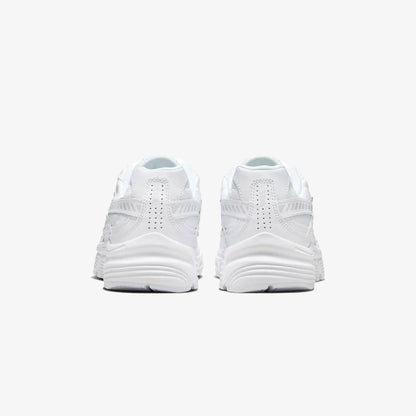 NIKE | INITIATOR { WHITE/METALLIC SILVER-PHOTON DUST