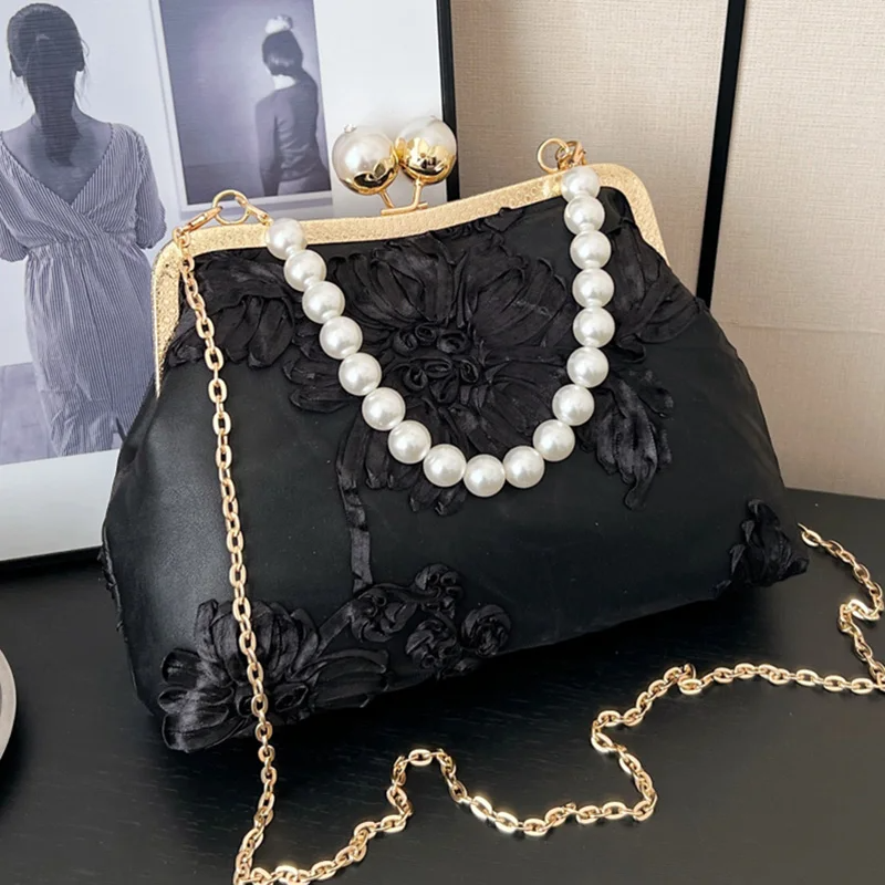 Delicate Pearl Bloom Crossbody Chain Bag