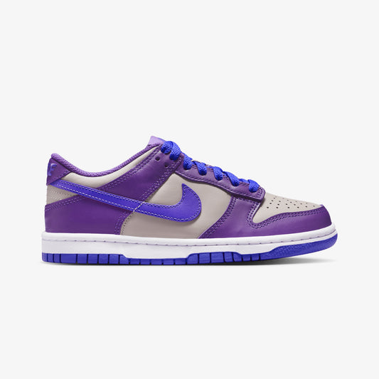 Nike | DUNK LOW { COLLEGE GREY/PERSIAN VIOLET-WILD GRAPE