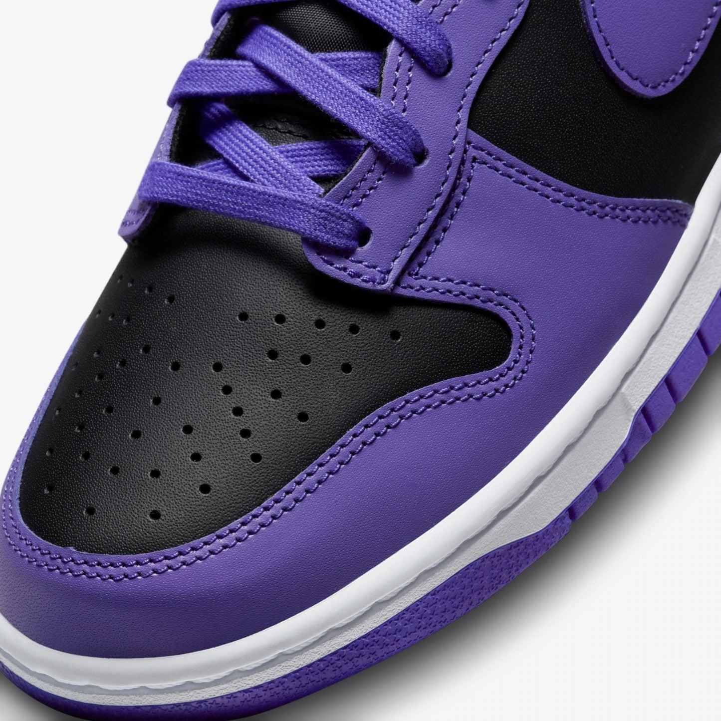 Nike | DUNK HIGH RETRO BTTYS  { PURPLE