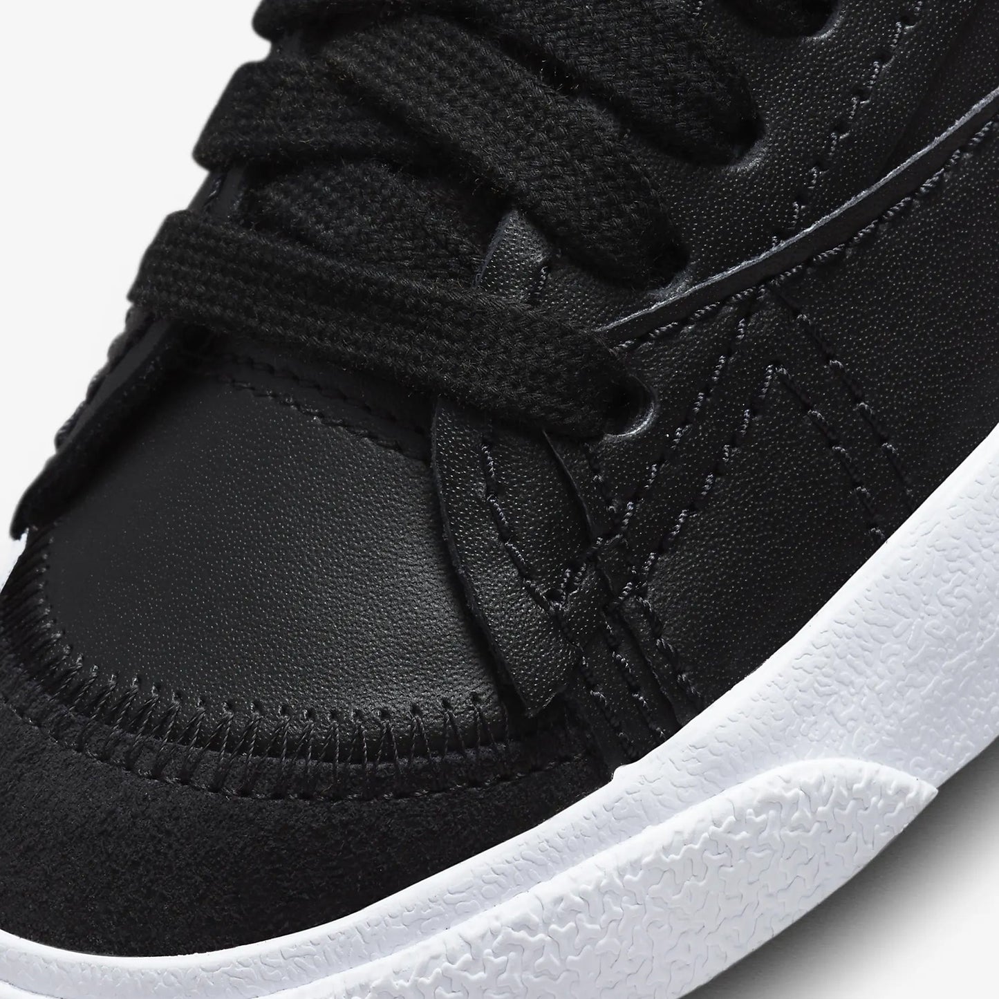 Nike | BLAZER LOW '77 JUMBO { BLACK/WHITE-BLACK-TEAM ORANGE