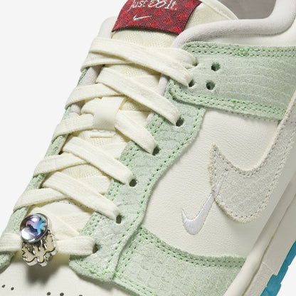 Nike | DUNK LOW LX  { SAIL/SAIL-SAIL-DUSTY CACTUS