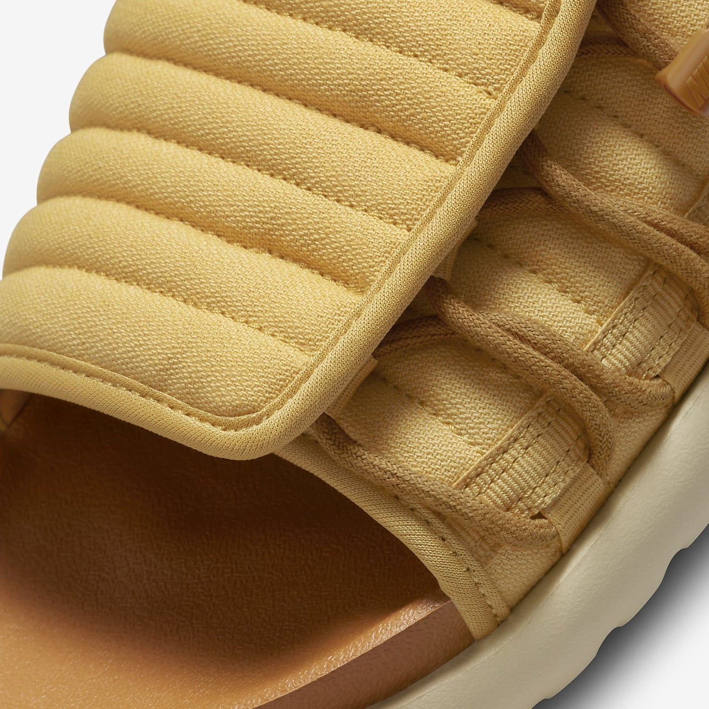 Nike | ASUNA 2  { WHEAT GOLD/TEAM GOLD-DESERT OCHRE